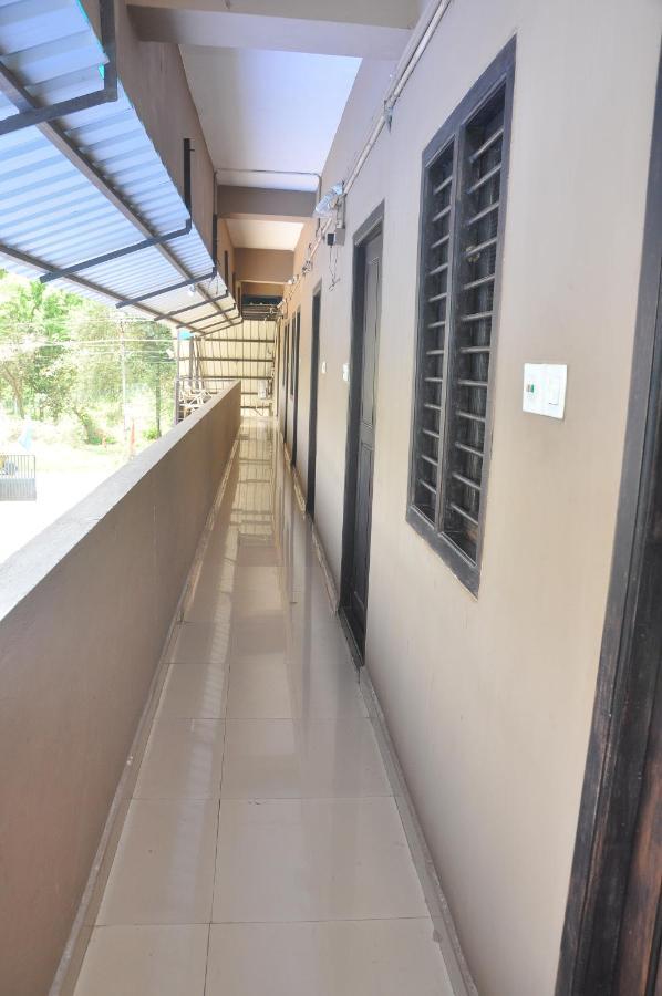 Hotel Temple City Papanasam Exterior photo