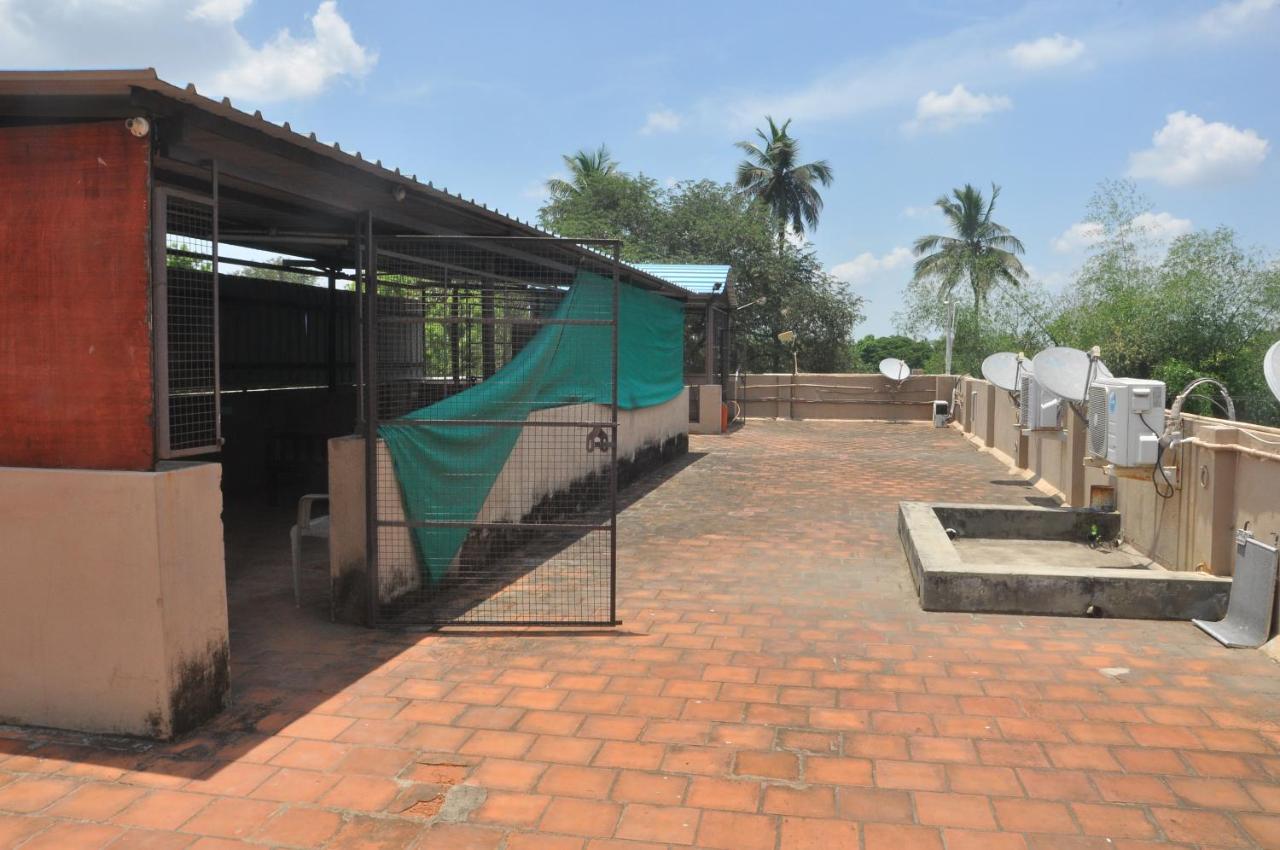 Hotel Temple City Papanasam Exterior photo